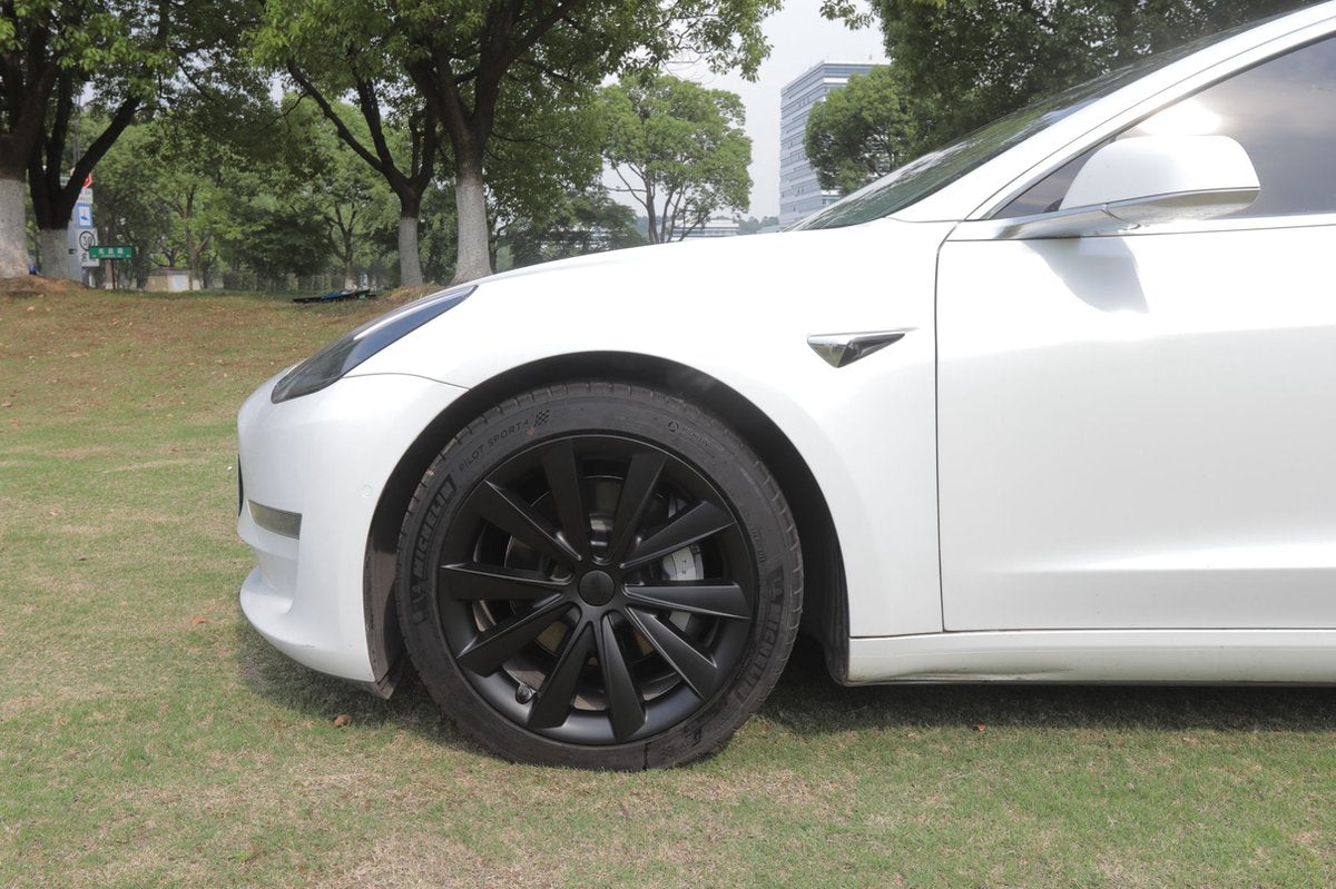Tesla Model 3 Wheel Cover Set | 18 inch | Matte Black | BLADE Performance / Year 2017–2023