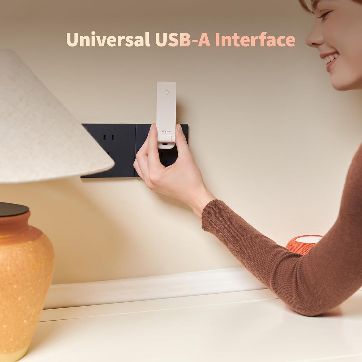 Aqara Hub M100 kan makkelijk via USB-A worden aangesloten.