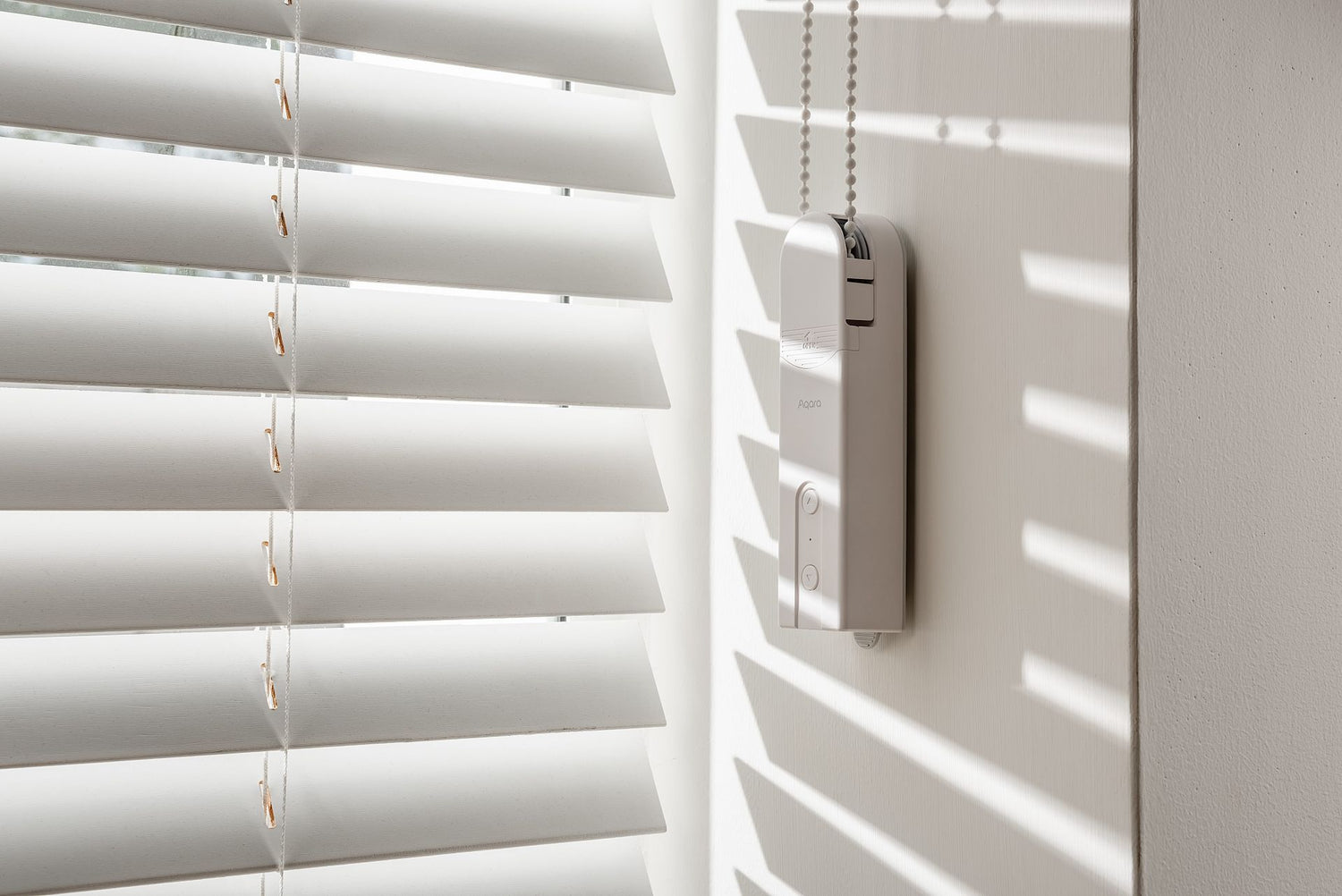 Aqara Roller Shade Driver E1 | Automate your roller blinds