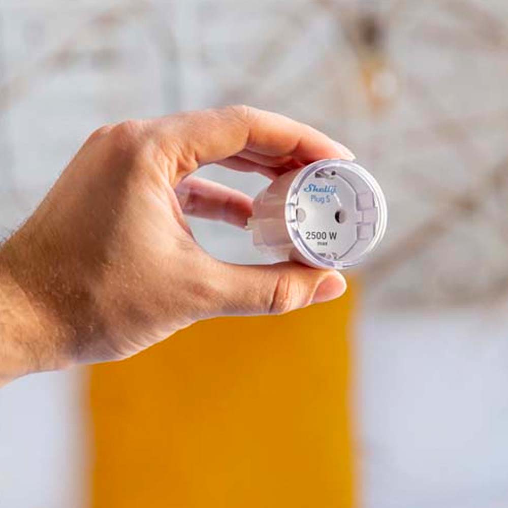 Shelly Plus Plug S White – WiFi Stekker met Stroommeting en LED-Ring