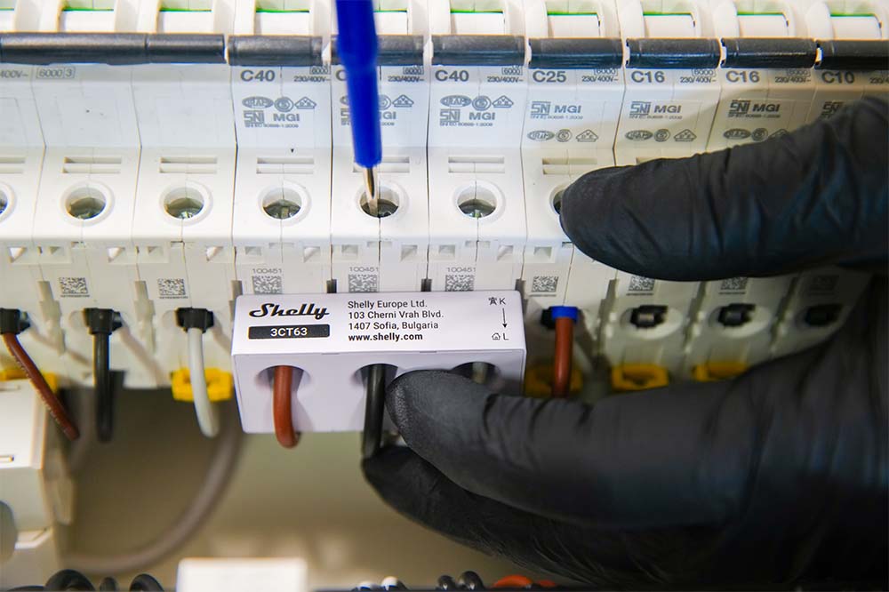 Shelly Pro 3EM-3CT63 | 3-Phasen-Energiezähler