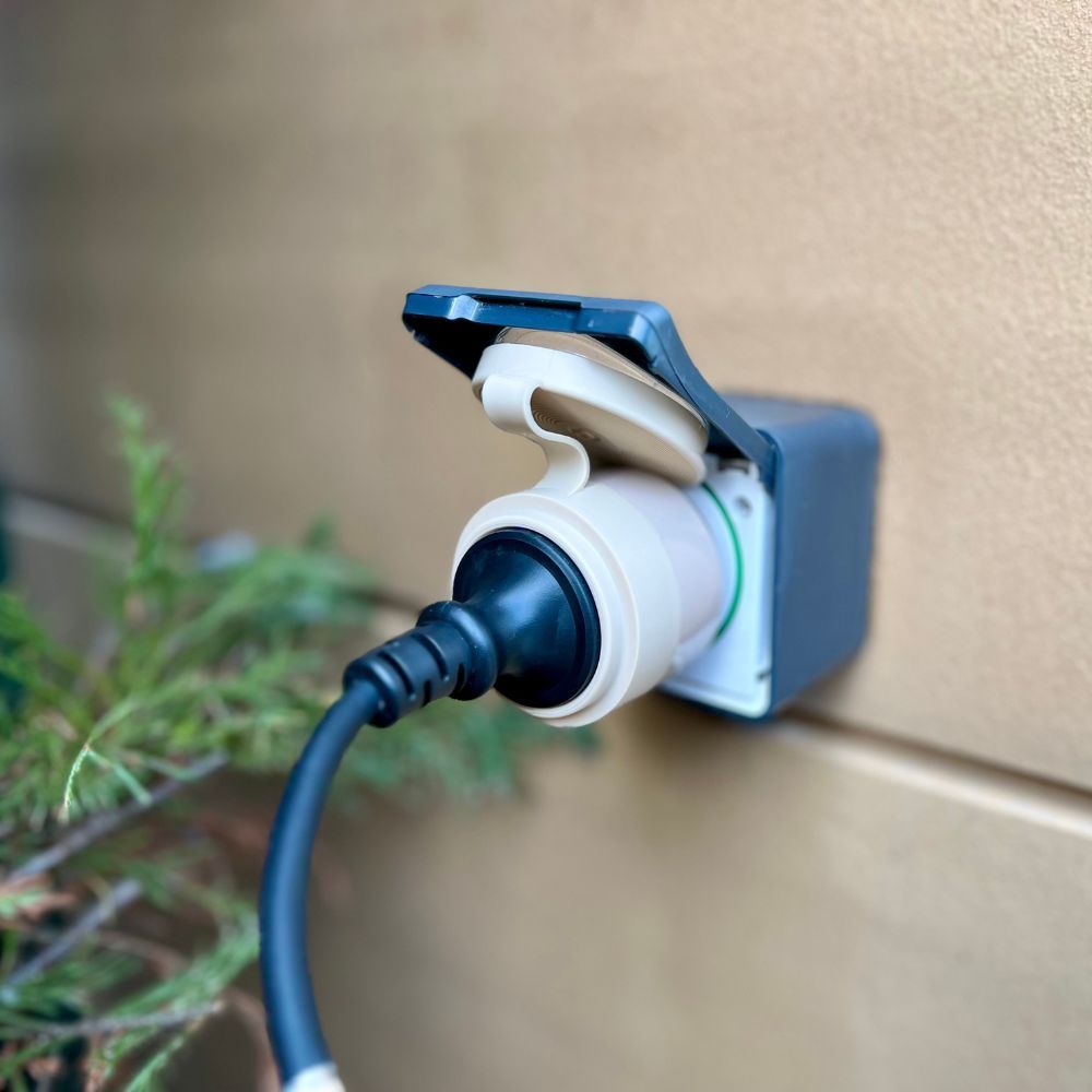 Shelly Outdoor Plug S Gen3 – Intelligenter Außenstecker mit Materie- und Energiemessung (IP44)