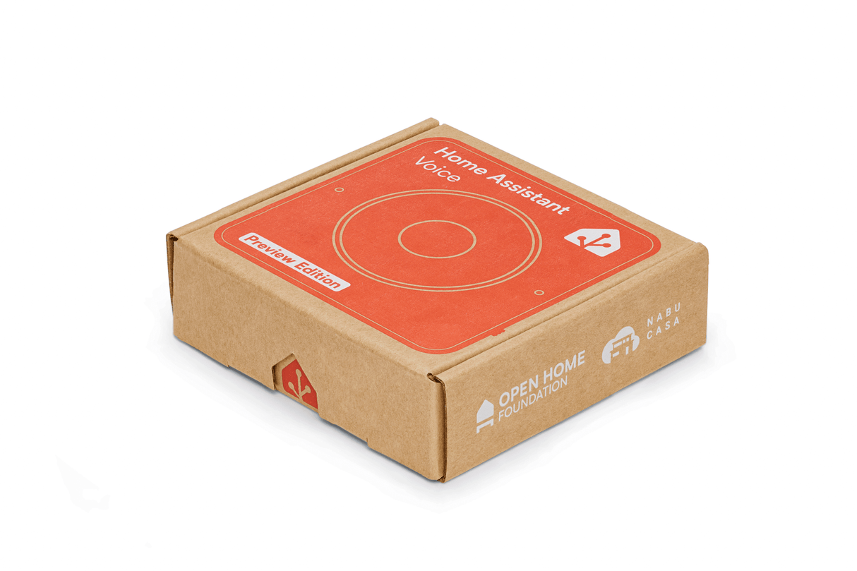 Kleine kartonnen doos, de verpakking van de Home Assistant Voice preview.