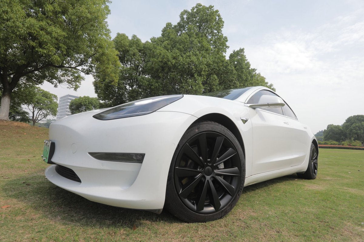 Tesla Model 3 Wheel Cover Set | 18 inch | Matte Black | BLADE Performance / Year 2017–2023