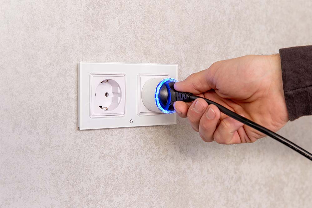 Shelly Plug S Gen3 – Slimme WiFi Stekker met Matter, Energie­meting & LED