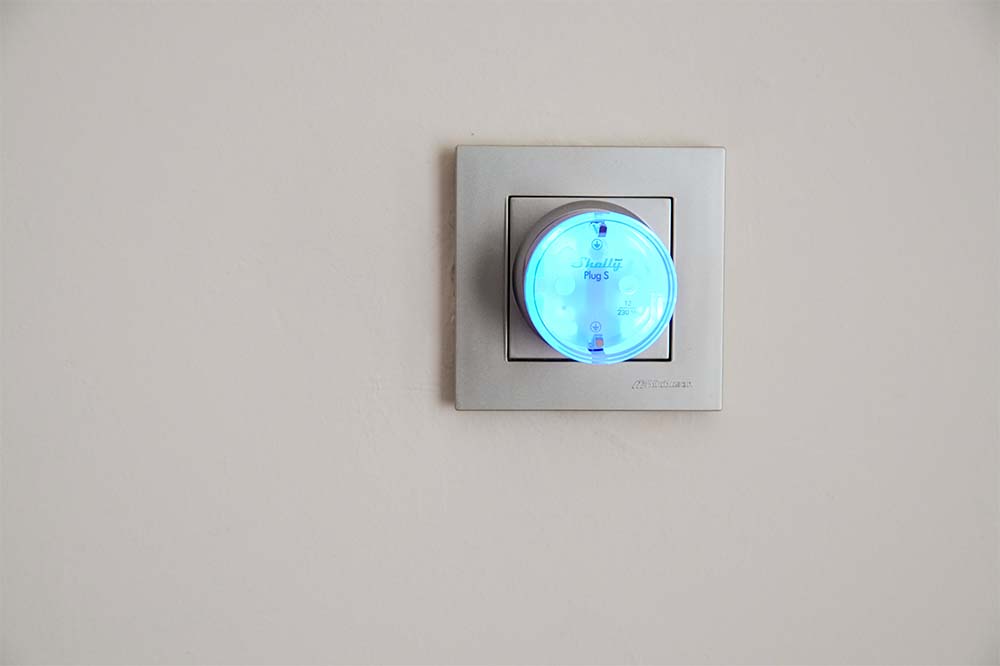 Shelly Plug S Gen3 – Slimme WiFi Stekker met Matter, Energie­meting & LED